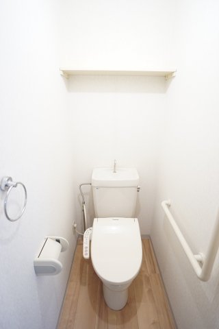 エコガーデン C棟のトイレ写真