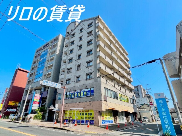 プレアール新飯塚の外観写真