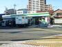 コンビニ　ファミリーマート（コンビニ）まで941m