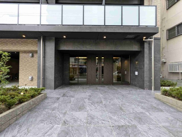 エムブイインプ大阪放出の外観写真
