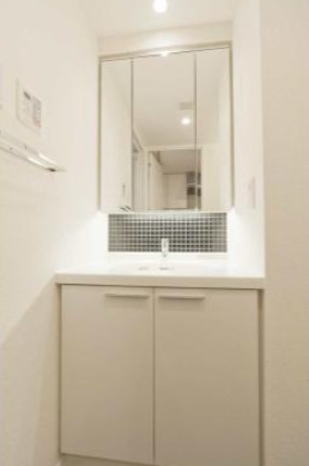 洗面設備　写真は同タイプ住居です