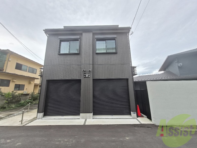 建物外観　仙台市阿青葉区国見「Ｇａｒａｇｅ　Ｋｕｎｉｍｉ　Ｂａｓｅ」