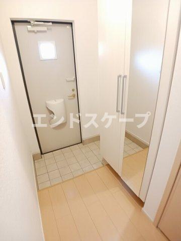玄関　高崎、前橋のお部屋探しはエンドスケープまで！お客様の理想お聞