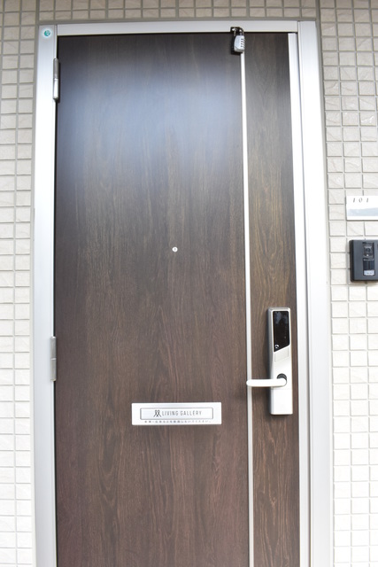シャンブルアンソレイエIIIの玄関写真