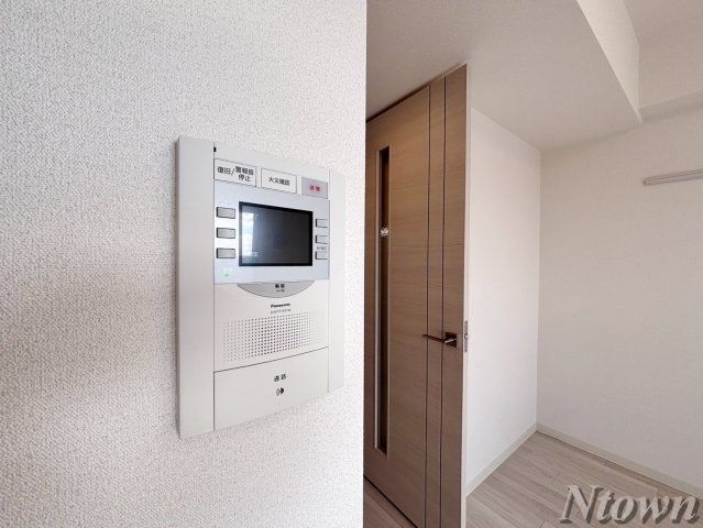 セキュリティ　モニター付きインターホンです