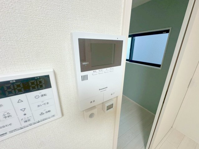 セキュリティ　TVモニターホンで来客が誰か確認してから開けて下さいね