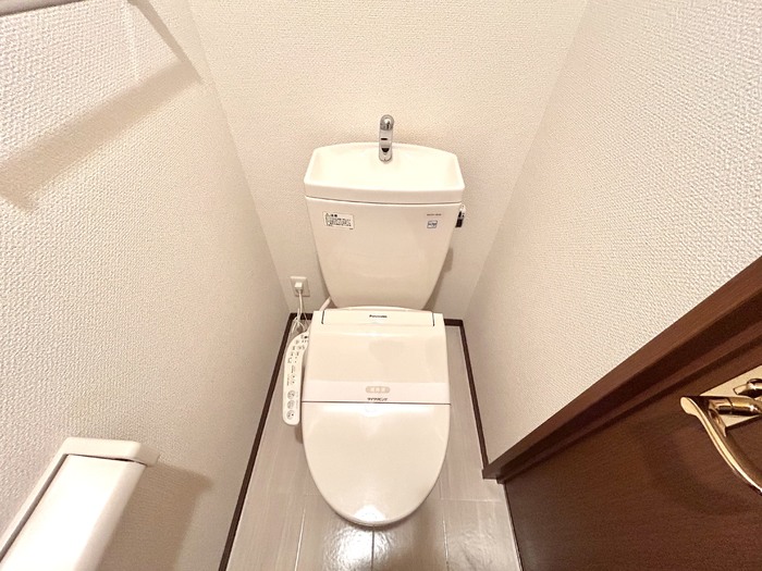 ＪＲ総武線 船橋駅 徒歩5分 2階建 築21年のトイレ写真