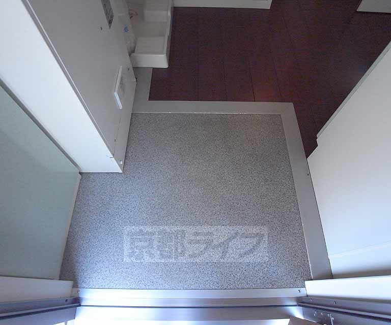 玄関　玄関です。