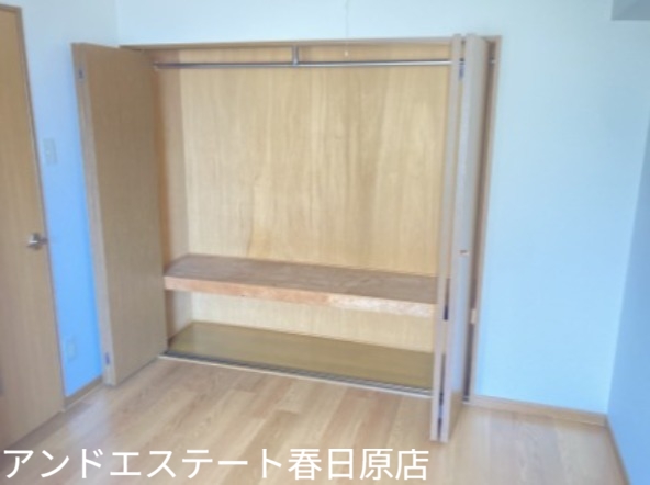 収納　各部屋に収納があります