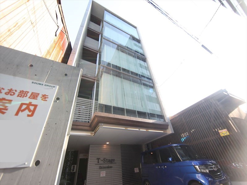 建物外観　外観　デザイナーズ　オートロック　防犯カメラ完備