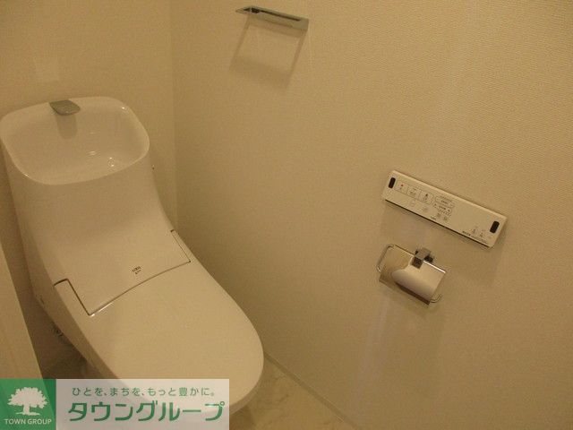 トイレ　Cタイプ2017年4月撮影 同タイプ1503号室の写真です。