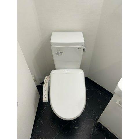 ＪＲ京浜東北線 大森駅 徒歩9分 9階建 築14年のトイレ写真