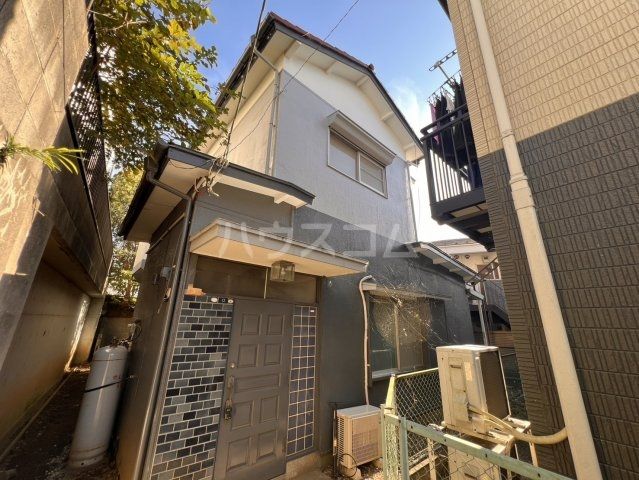 八千代市勝田台南二丁目20番19号戸建
