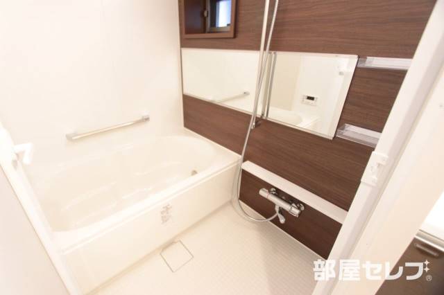 バス・シャワールーム　綺麗なお風呂です