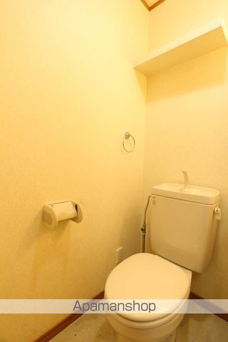 トル トゥーガのトイレ写真