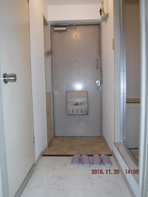 玄関　【玄関】写真は全て同物件別部屋です現状優先