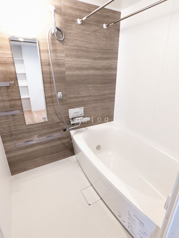 バス・シャワールーム　都市ガスで光熱費を抑えて快適バスタイム★