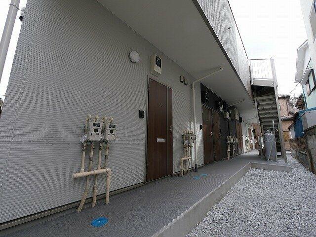 ロビー　最寄駅徒歩７分