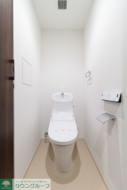 トイレ　※写真は同タイプ住戸です。
