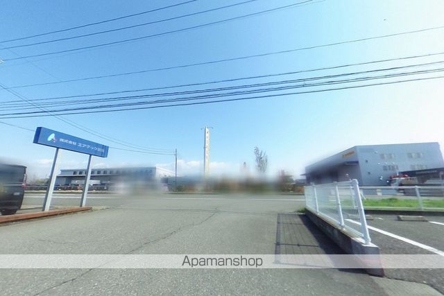 その他　前面道路（その他）まで0m