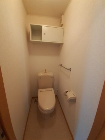 トイレ　シンプルで使いやすいトイレです