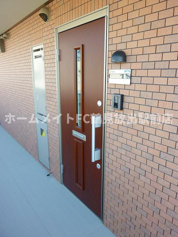 ＪＲ片町線 徳庵駅 徒歩12分 2階建 築16年の玄関写真