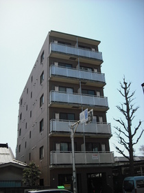 建物外観　女性専用東．北二面採光角部屋オートロックエレベーター付