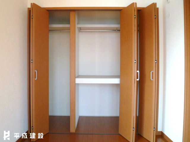 収納　洋室クローゼット