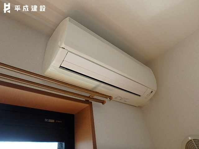 その他設備　リビングに設備でエアコン1台設置済