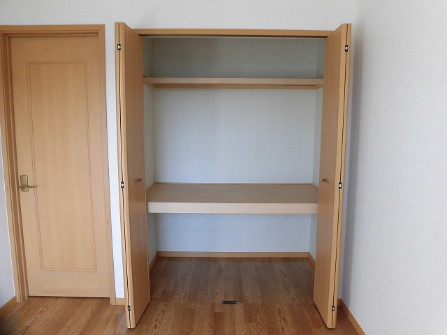 収納　洋室の押入