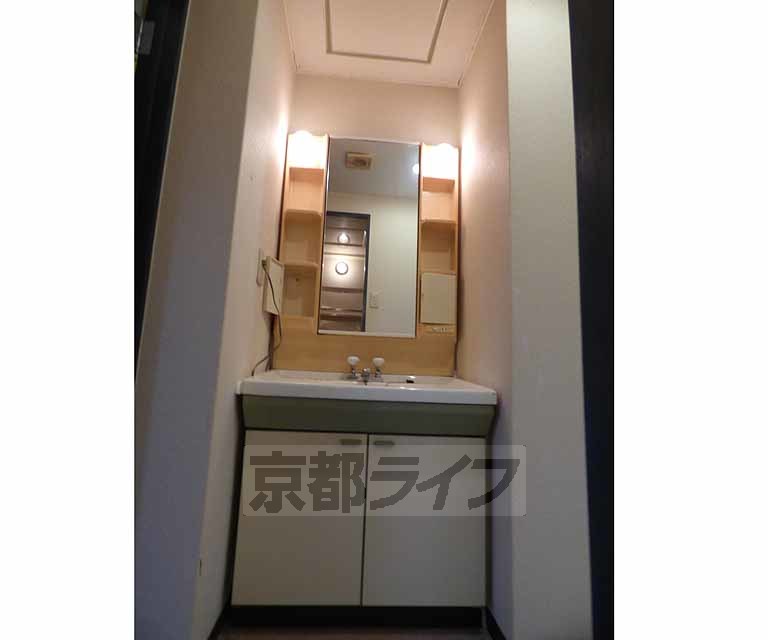 洗面設備　洗面所です。