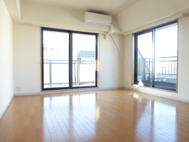 居室・リビング　居室