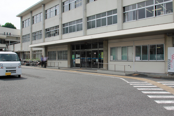 役所　向日市役所（役所）まで416m