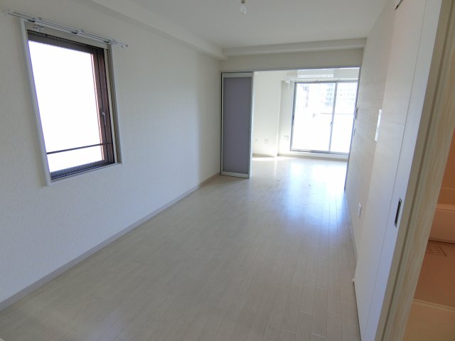 居室・リビング　詳細は、RISUMO江坂本店→06-6155-7137まで♪