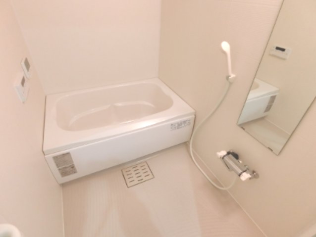 バス・シャワールーム　詳細は、RISUMO江坂本店→06-6155-7137まで♪