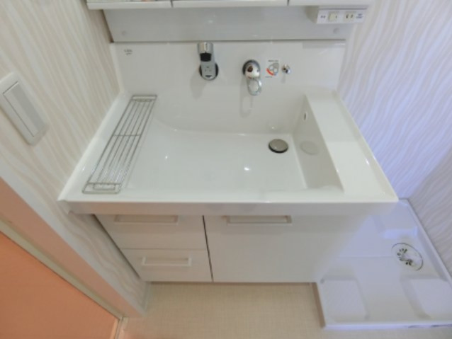 洗面設備　詳細は、RISUMO江坂本店→06-6155-7137まで♪