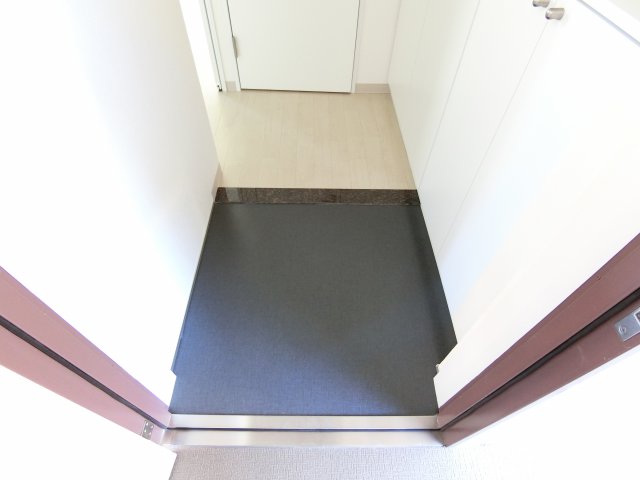 玄関　詳細は、RISUMO江坂本店→06-6155-7137まで♪