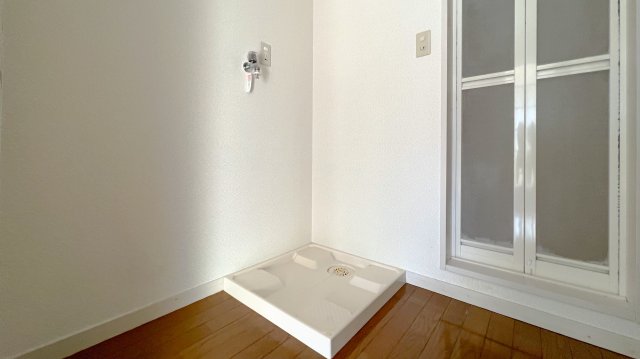 洗面設備　※反転タイプの間取りとなります。