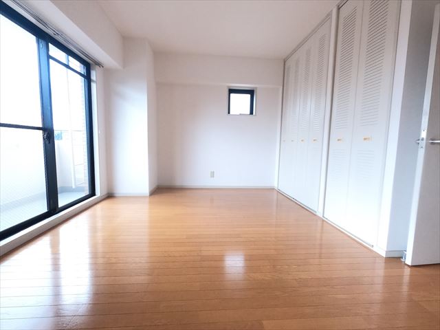 その他部屋・スペース　洋室も6帖あります