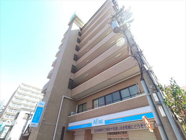 建物外観　全戸南向きバルコニーのお部屋です