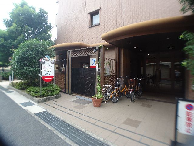 幼稚園・保育園　ベネッセ本山保育園（幼稚園・保育園）まで283m