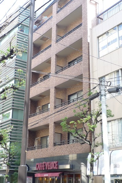 千代田区一番町のマンションの建物外観