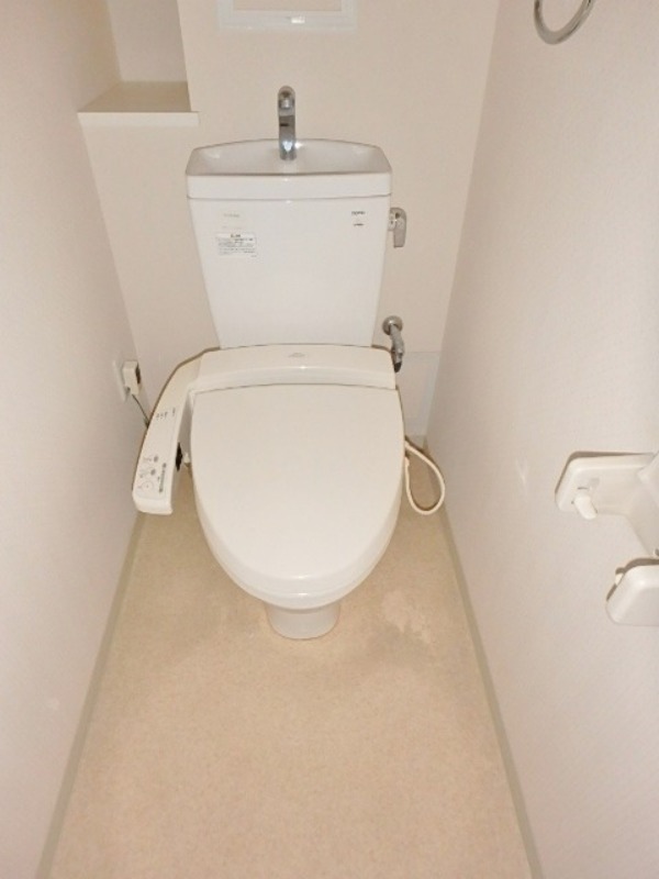 トイレ　図面と現状に相違がある場合には現状を優先