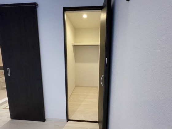 収納　※別号室の写真です。