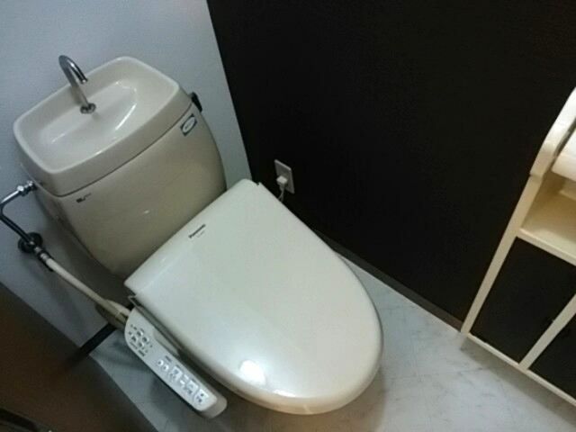【セジュールジェントリー　Bのトイレ】