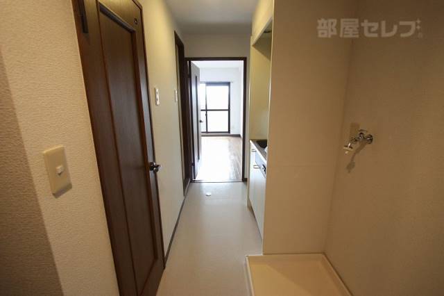玄関　玄関からの写真