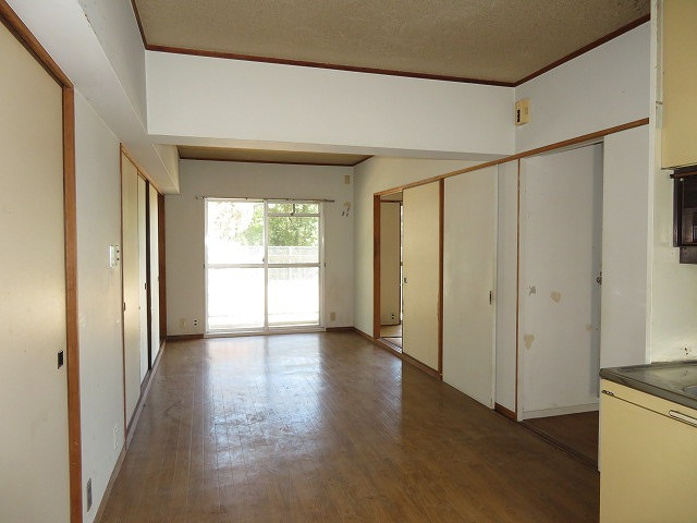 居室・リビング　別号室の写真