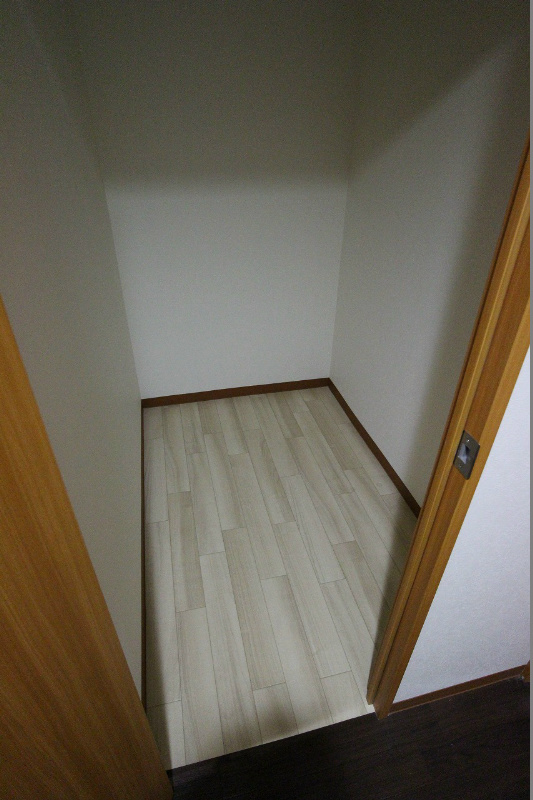 収納　収納力の高いウォークインクローゼットです。