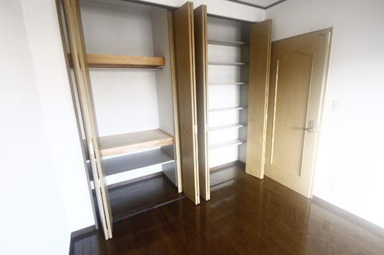 収納　※別部屋の写真です