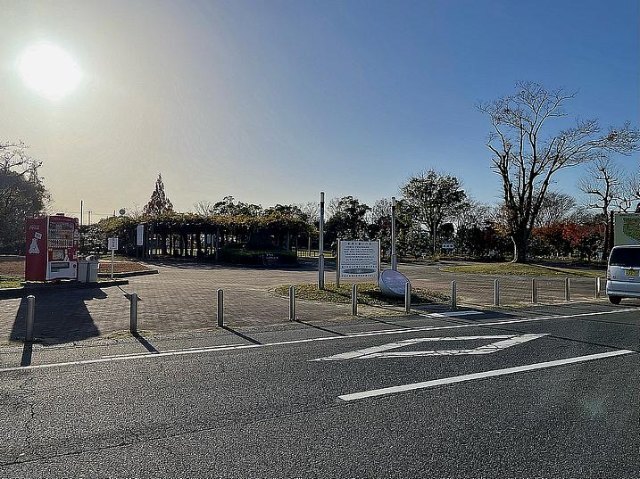 【２１ウイングIの公園】